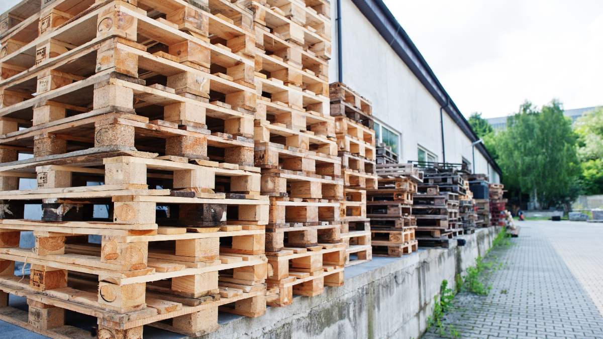 Avantages économiques des palettes perdues pour les industries manufacturières